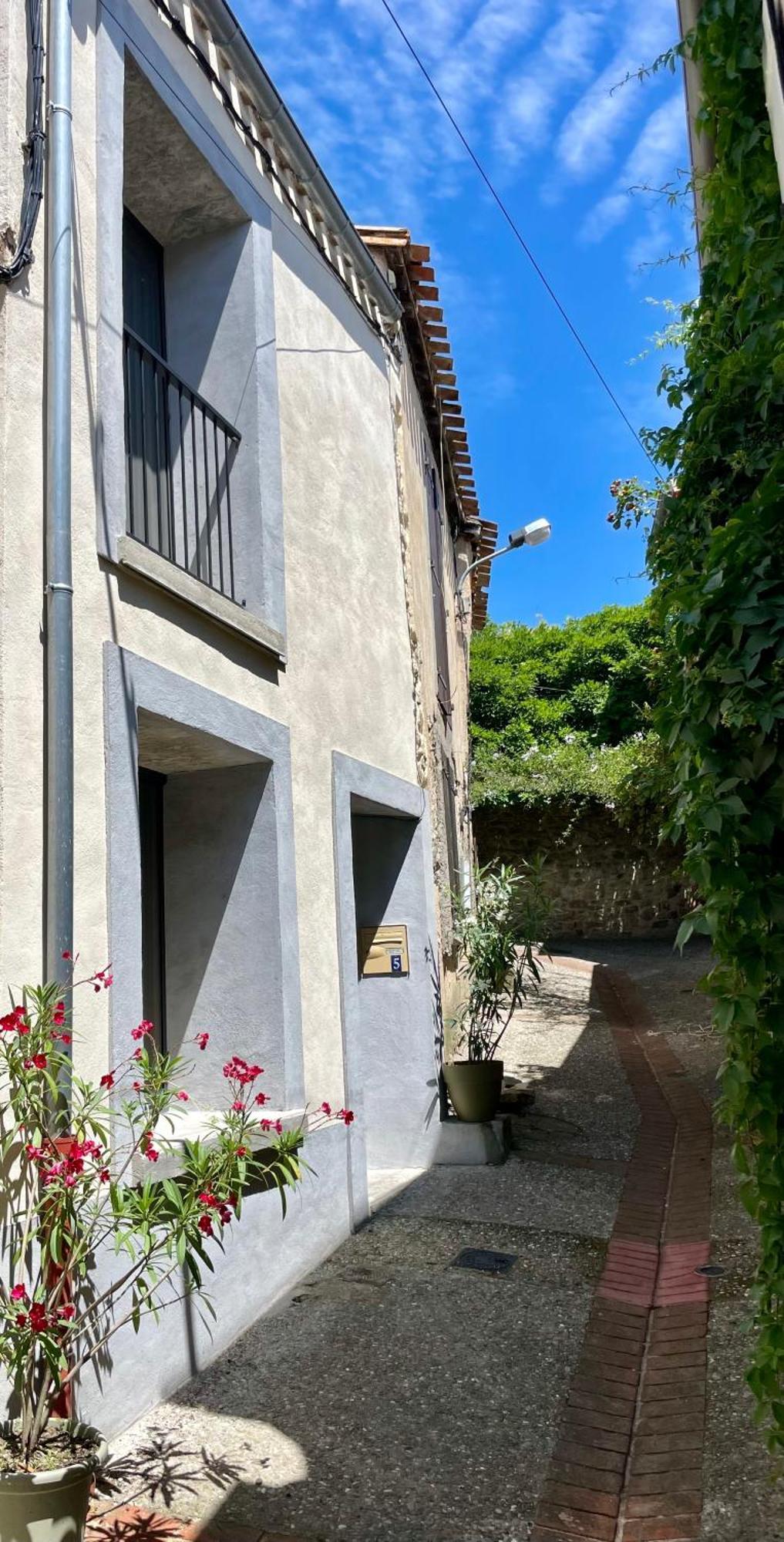 Вилла Entre Deux Rivieres Montolieu Экстерьер фото